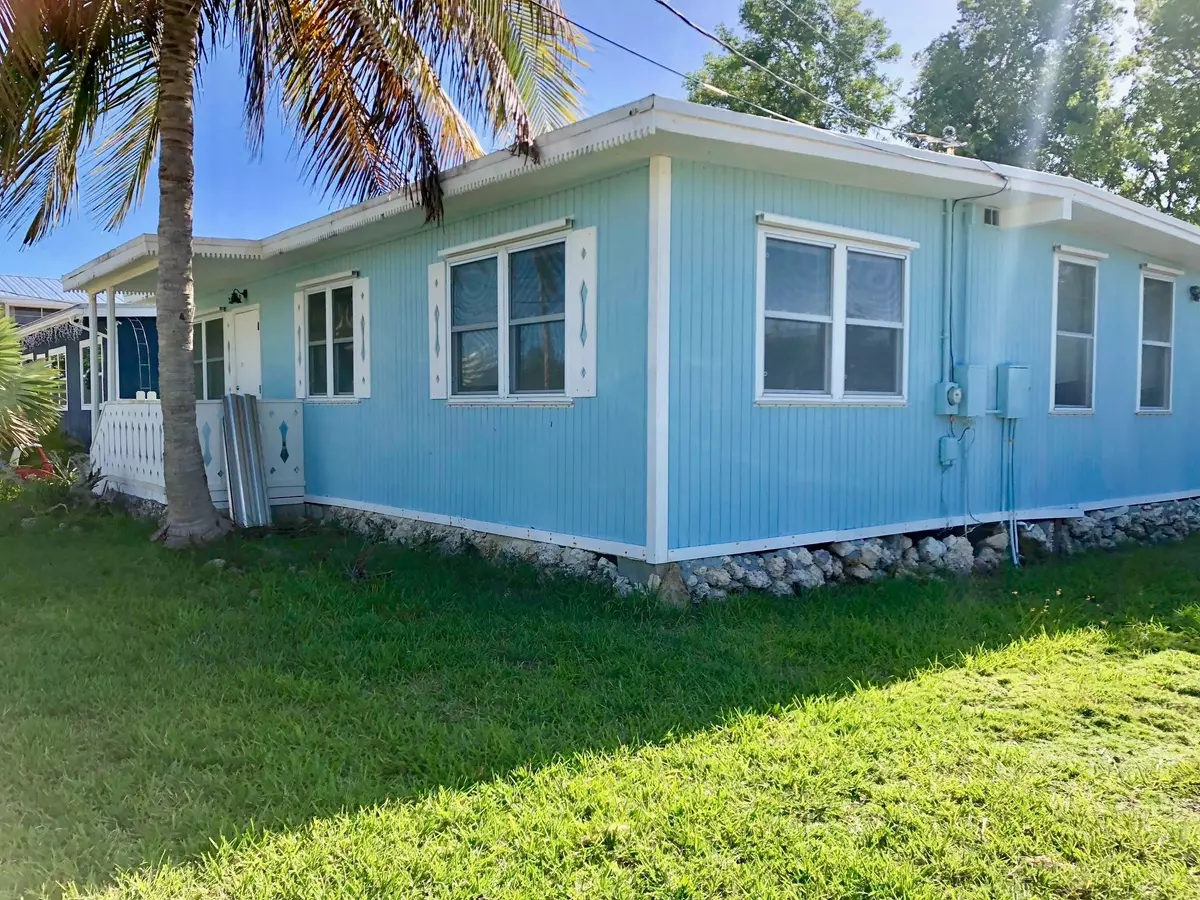 Big Pine Key, FL 33043,29030 Iris Drive