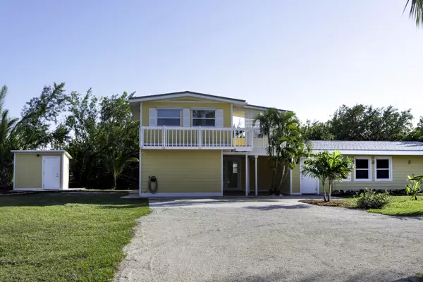 19442 Canal Drive, Sugarloaf Key, FL 33042