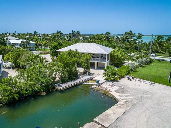 Sugarloaf Key, FL 33042,17217 E Dolphin Street