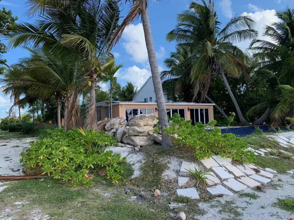 75433 Overseas Highway, Lower Matecumbe, FL 33036