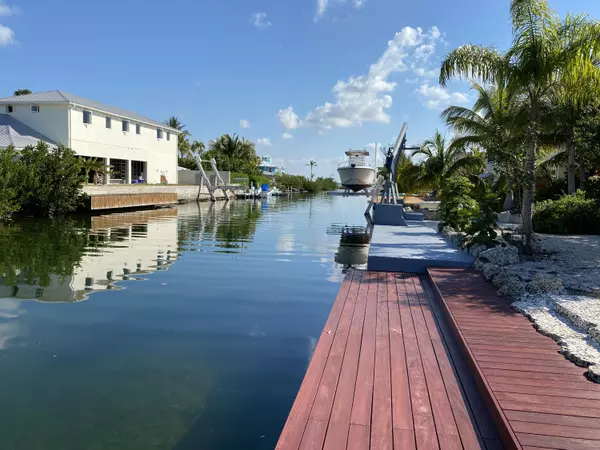 Sugarloaf Key, FL 33042,17239 Oleander Lane