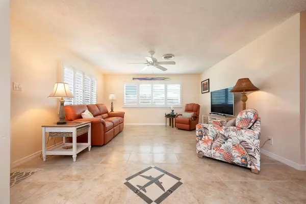 Sugarloaf Key, FL 33042,16880 Driftwood Lane