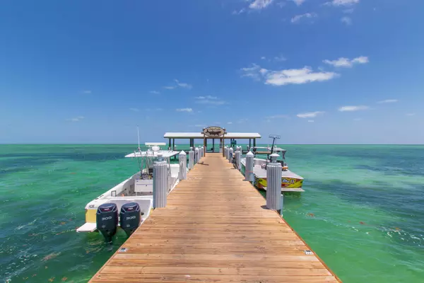 Upper Matecumbe Key Islamorada, FL 33036,81801 Overseas Highway #750