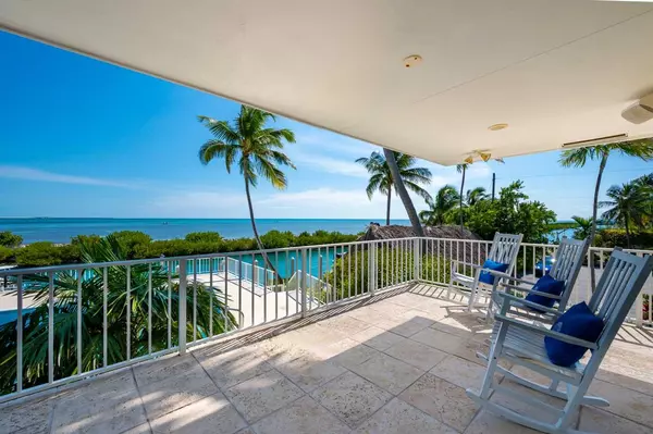 Duck, FL 33050,306 Cypress Street