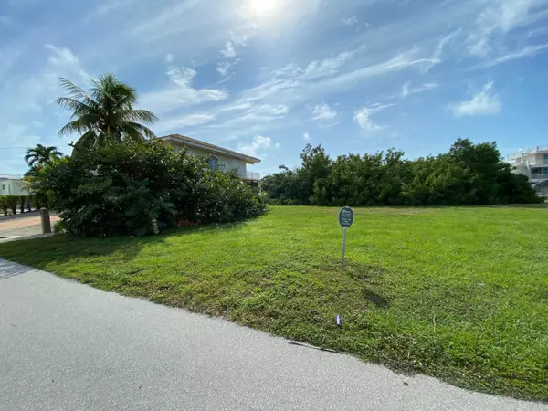 Lower Matecumbe, FL 33036,103 W Plaza Del Lago