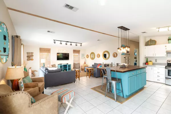 33 Pigeon Drive, Key Largo, FL 33037