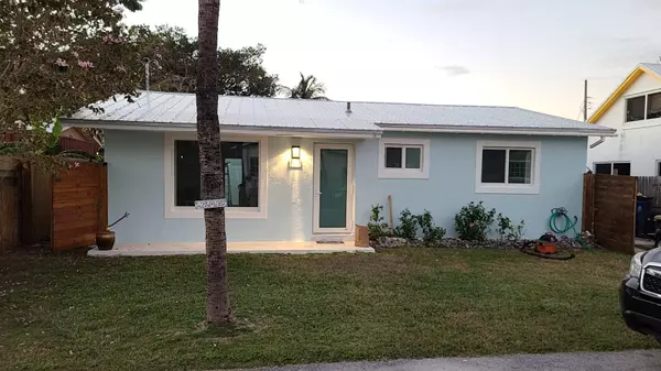 11 Coconut Drive, Key Largo, FL 33037