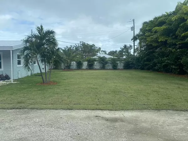 Upper Matecumbe Key Islamorada, FL 33036,109 Carroll Street #C