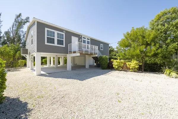27086 Dolphin Road, Ramrod, FL 33042