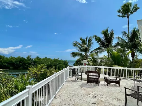 Upper Matecumbe Key Islamorada, FL 33036,80909 Old Highway