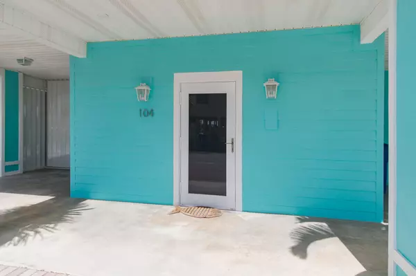 Layton, FL 33001,104 Buttonwood Lane