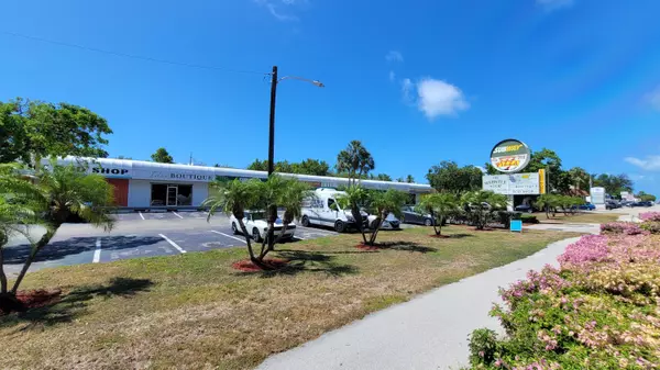 Upper Matecumbe Key Islamorada, FL 33036,82685 Overseas Highway #Bay H