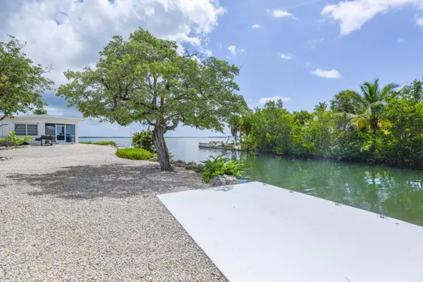 Sugarloaf Key, FL 33042,17224 E Green Turtle Lane