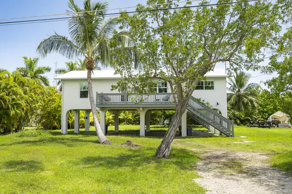 19524 Canal Drive, Sugarloaf Key, FL 33042