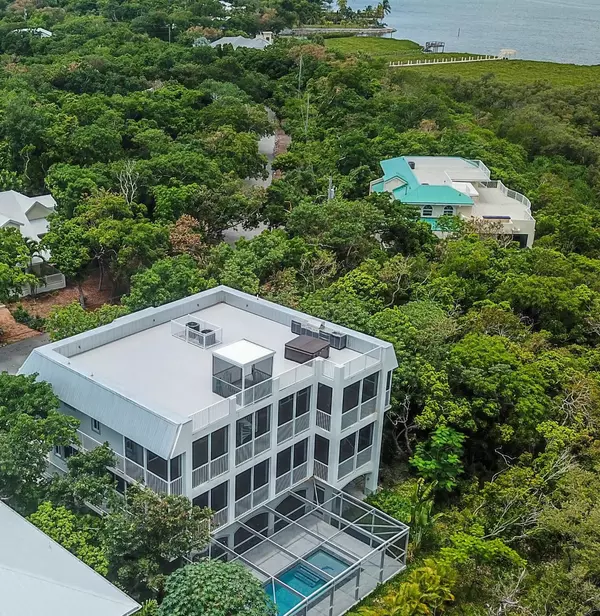 3 Flamingo Hammock Road, Upper Matecumbe Key Islamorada, FL 33036