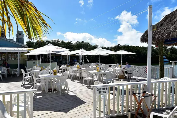 Upper Matecumbe Key Islamorada, FL 33036,96 Madeira Road #13