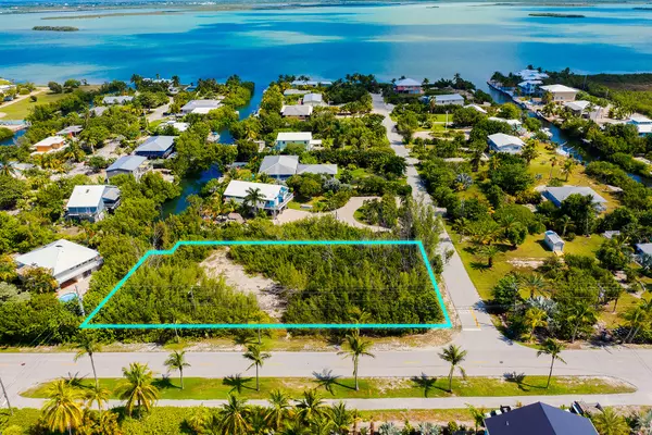 17215 Keystone Road, Sugarloaf Key, FL 33042