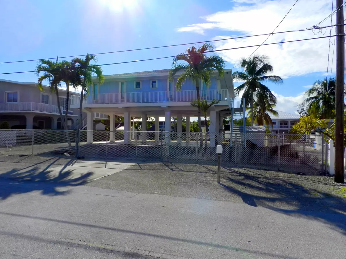 Key Largo, FL 33037,881 Ellen Drive