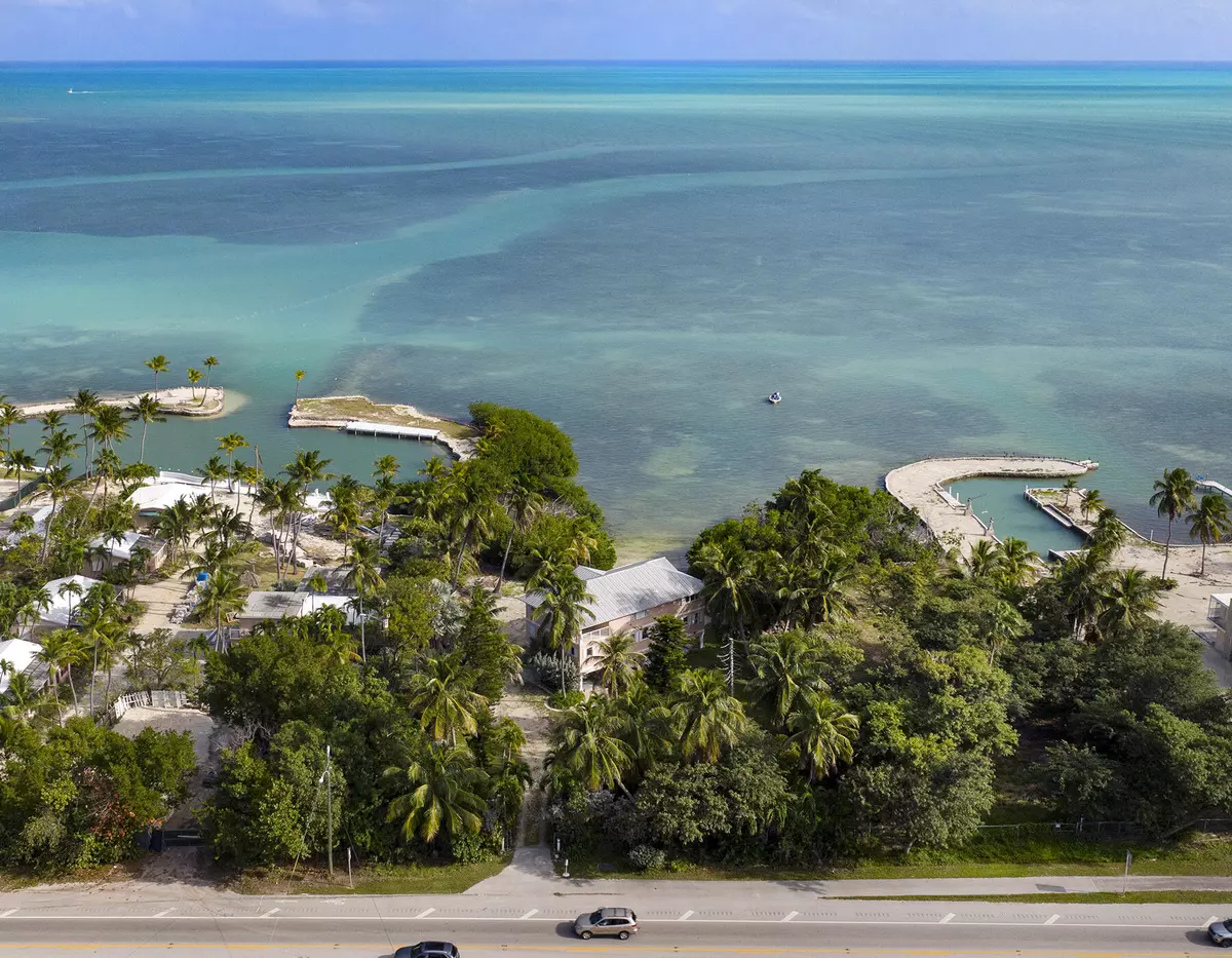 Upper Matecumbe Key Islamorada, FL 33036,83407 Old Hwy Highway