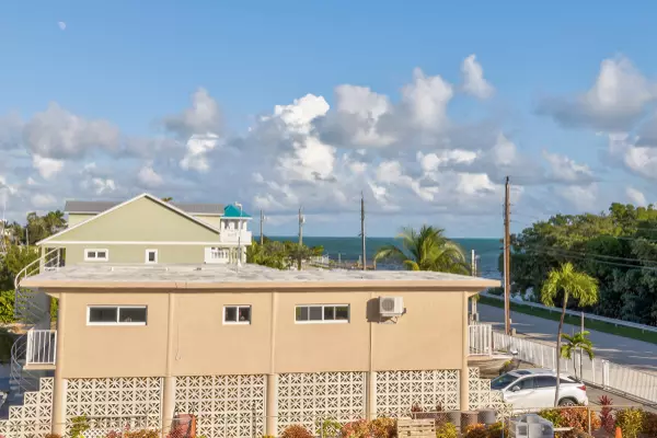 Key Largo, FL 33037,139 Marina Avenue