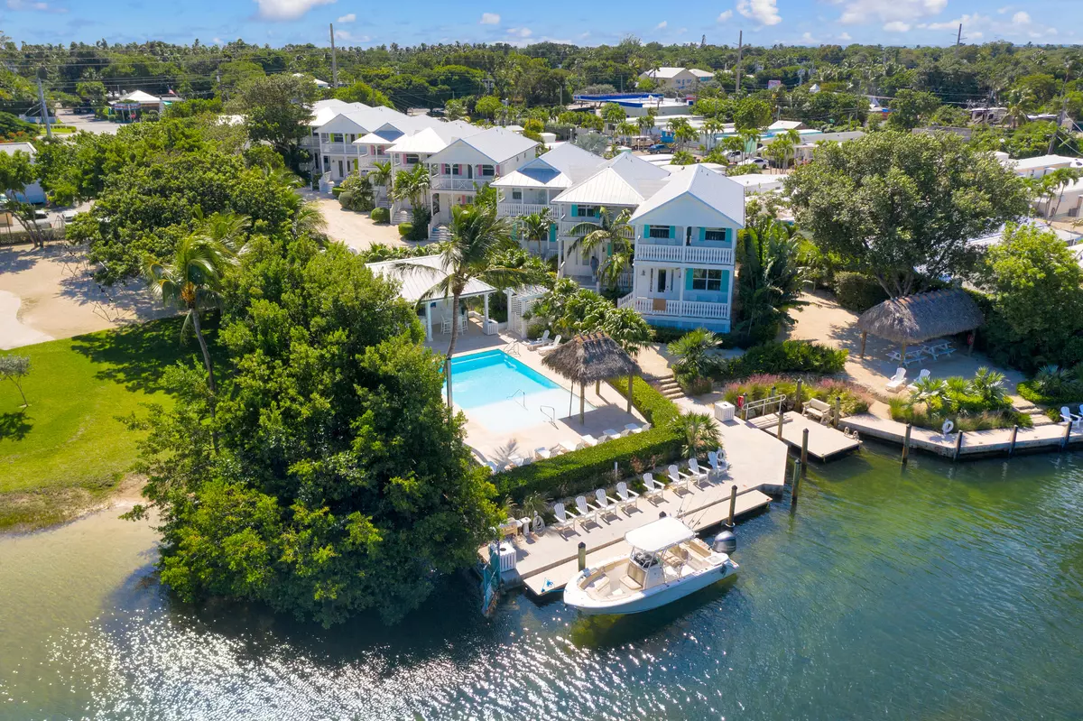 Upper Matecumbe Key Islamorada, FL 33036,84 Johnston Avenue #Villa 1