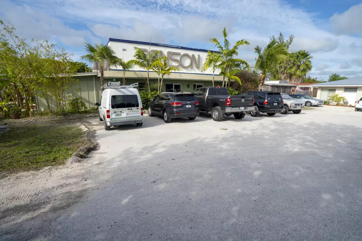 Rockland, FL 33040,175 Overseas Highway