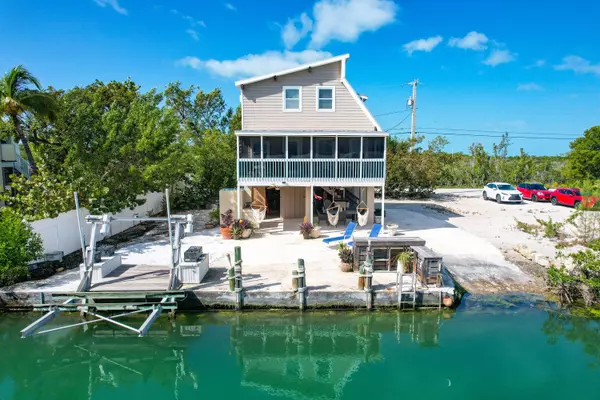 813 Hawksbill Lane, Sugarloaf Key, FL 33042