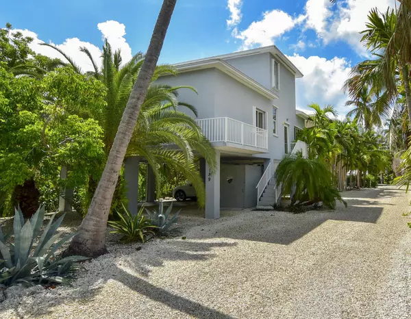 Upper Matecumbe Key Islamorada, FL 33036,189 Carroll Street