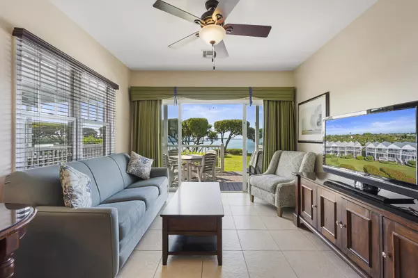 5067 Sunset Village Drive #B-100, Duck Key, FL 33050