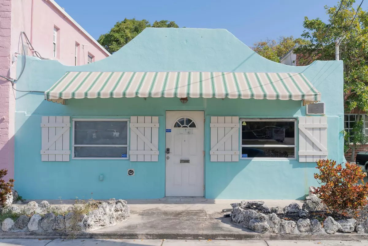 Key Largo, FL 33070,91865 Overseas Highway #Blue Building