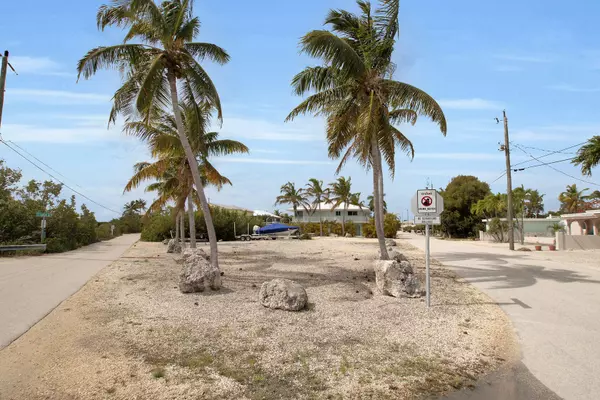 Layton, FL 33001,111 Sands Lane