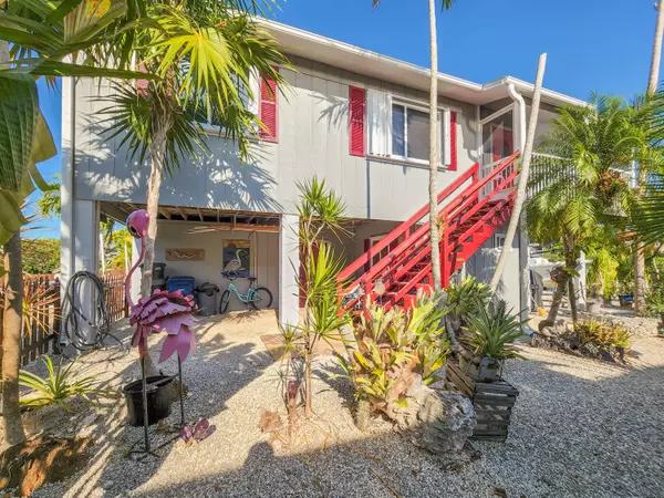 27378 Saint Vincent Lane, Ramrod, FL 33042