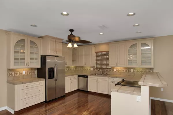 Duck, FL 33050,107 Jamaica Street