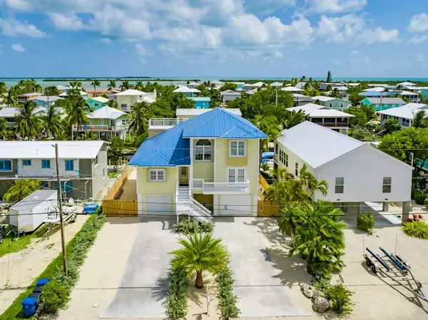 27380 Cayman Lane, Ramrod, FL 33042