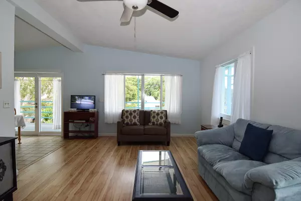 Key Largo, FL 33037,61 Snapper Avenue