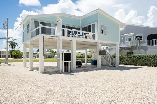 227 N Airport Drive, Summerland, FL 33042