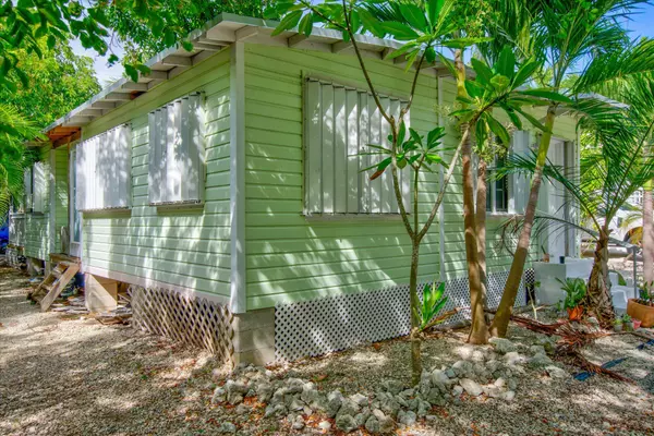 Key Largo, FL 33070,185 Lowe Street #1 & 2