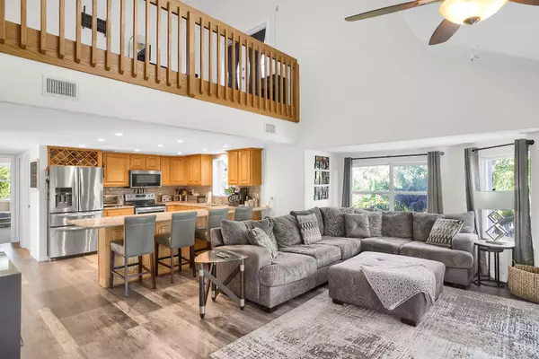 Duck, FL 33050,147 S Indies Drive