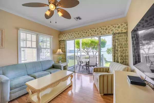 Duck, FL 33050,5036 Sunset Village Drive