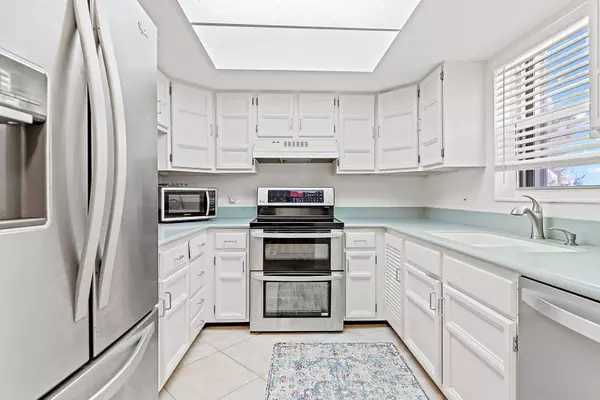 Marathon, FL 33050,307 Sombrero Boulevard #3