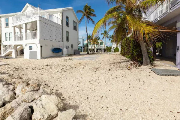 Conch, FL 33050,62900 Overseas Highway #27