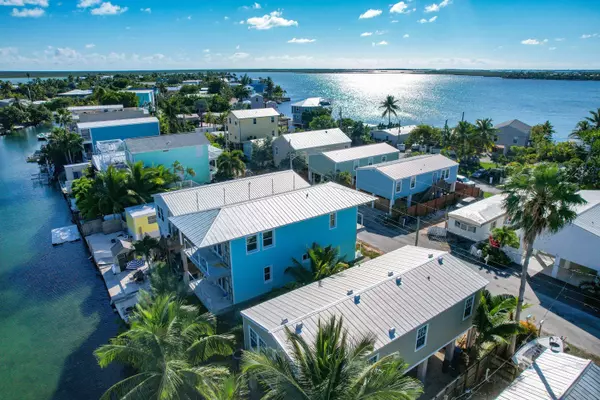 23 Palm Drive, Saddle Bunch, FL 33040