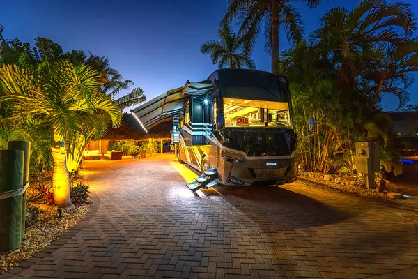 2950 Overseas Highway #16, Saddle Bunch, FL 33040