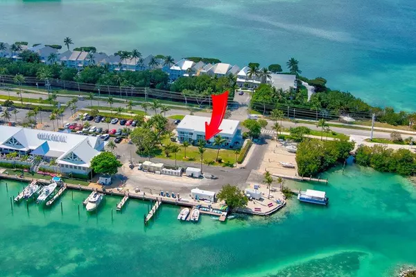 Duck Key, FL 33050,300 Duck Key Drive #3