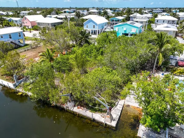 27418 Jamaica Lane, Ramrod, FL 33042