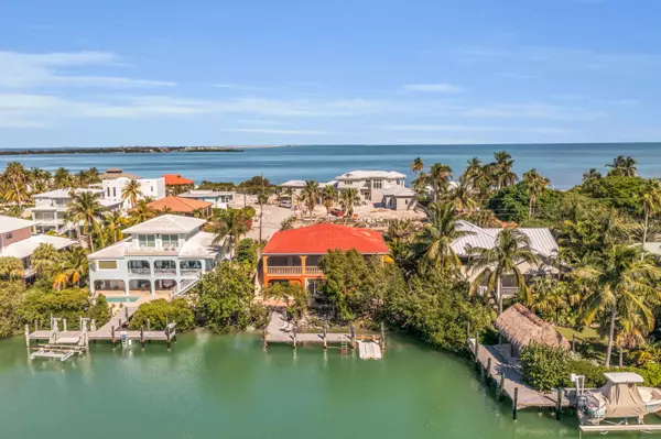 382 E Seaview Drive, Duck Key, FL 33050