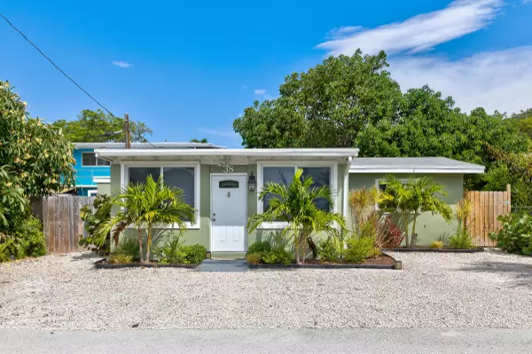 38 Pirates Drive, Key Largo, FL 33037