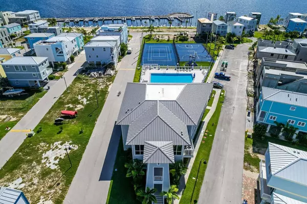 Key Largo, FL 33037,94825 Overseas Highway #122