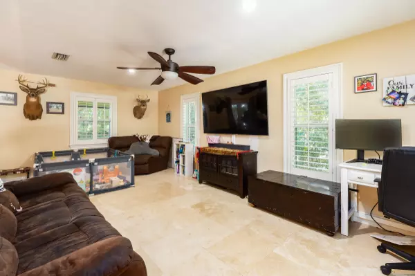 Key Largo, FL 33037,35 SE Marlin Avenue