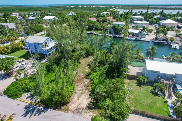 Sugarloaf Key, FL 33042,17172 Marlin Drive